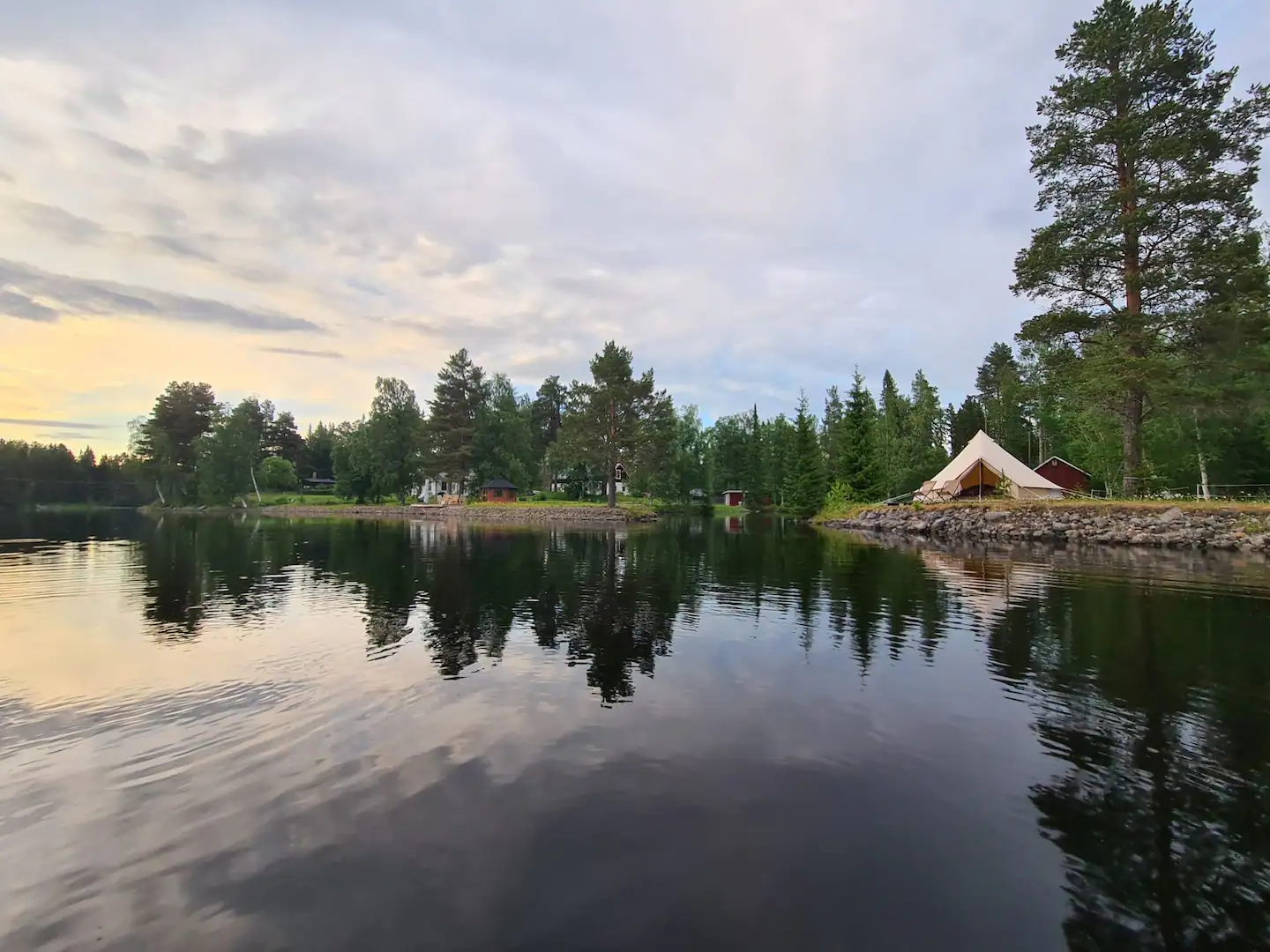 Glampingtrender 2026 – så vill svenskarna semestra i år